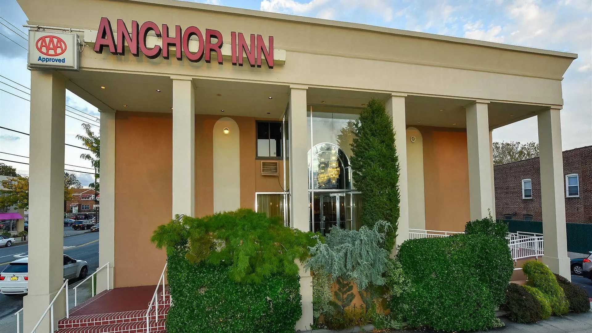 Anchor Inn New York 3*,
